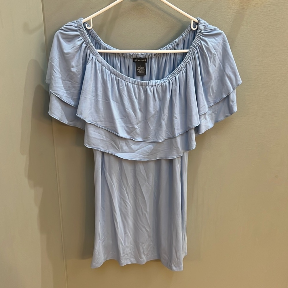 Women’s Dress - Picture 1 of 3